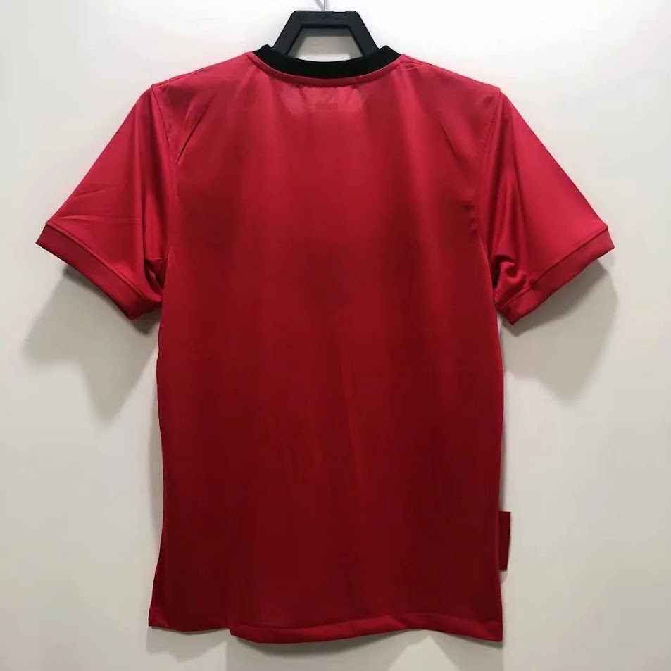 MANCHESTER UNITED RETRO
