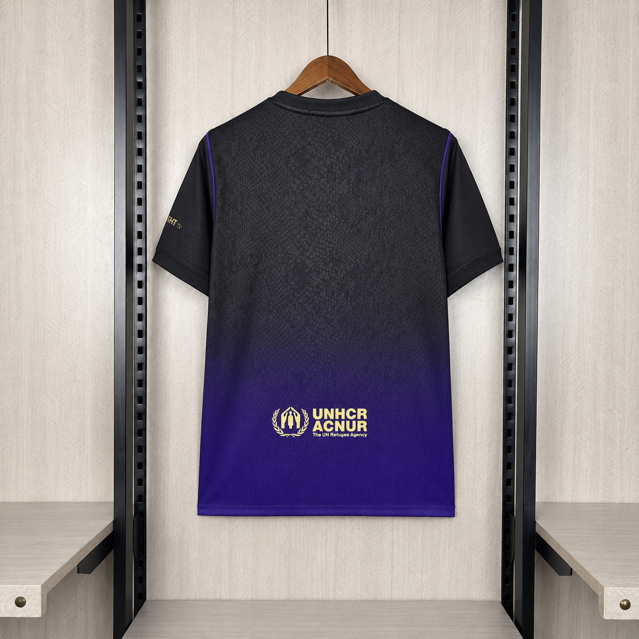 Barcellona away jersey 26/27