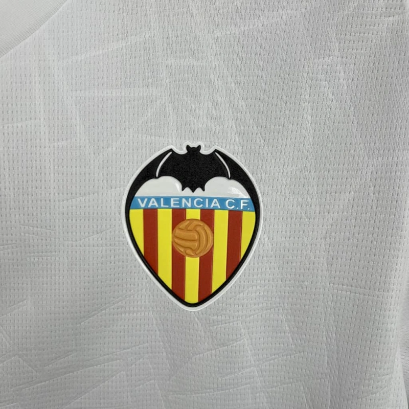 25/26 Valencia Home